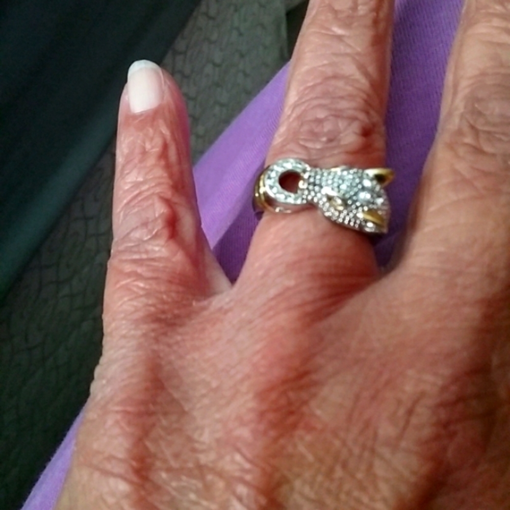 TWO TONE YELLOW AND SLIVER CAT RING
